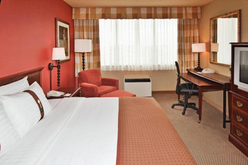 Holiday Inn Toronto International Airport 003